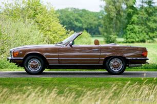Mercedes-Benz-450-SL-R107-1977-Brown-Brun-Braun-02.jpg