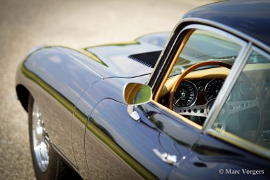 Jaguar E-type 4.2 Litre FHC S2, 1969