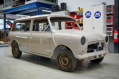 Austin Mini Countryman Full Restoration