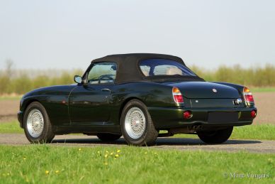 MG RV8, 1995
