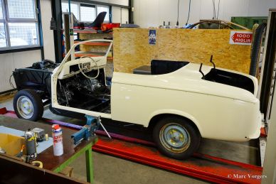 Peugeot 403 Cabriolet restoration