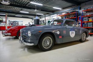 S2-Classic-Cars-Bedrijf-2402-34.jpg