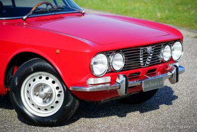 Alfa Romeo Giulia GT 1300 Junior, 1975