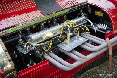 Bentley 3/8 Racer by Racing Green Engineering, 1953
