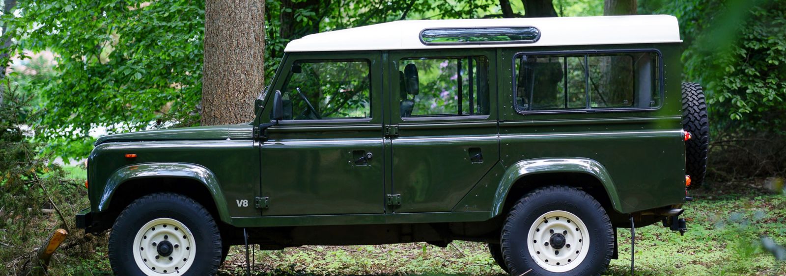 Land Rover Defender 110 V8 Lwb 1985 Classicargarage De