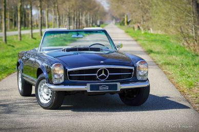 Mercedes-Benz 230 SL 