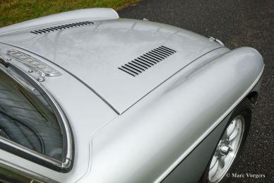 MG MGB GT V8 rally car, 1975