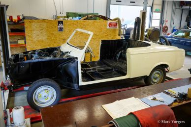 Peugeot 403 Cabriolet restoration