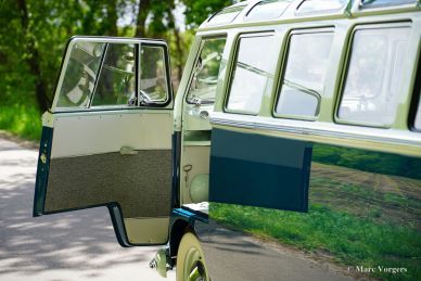 Volkswagen Type 2 T1 Samba 21-window Deluxe, 1966 Restoration