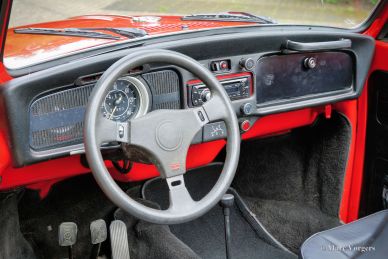 Volkswagen “Beetle” 1302 LS Convertible / Cabriolet, 1971