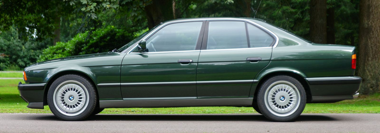 BMW M5, 1989