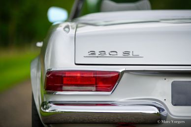 Mercedes-Benz 230 SL (W113), 1964