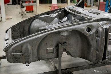 Porsche 911 2.0 SWB 1968 body restoration