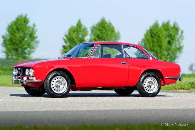 Alfa Romeo Giulia GT 1300 Junior, 1975