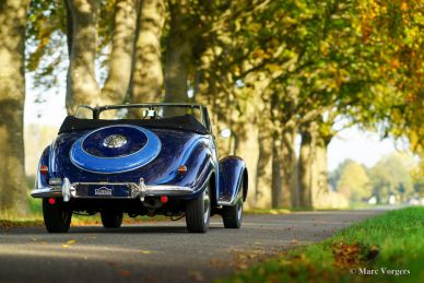 BMW 327/2 Cabriolet, 1952