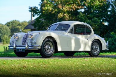 Jaguar XK 140 FHC, 1957