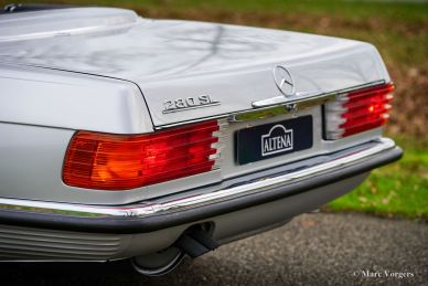 Mercedes-Benz 280SL (R107), 1985