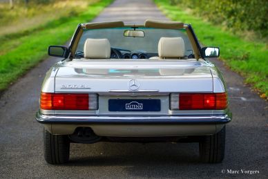 Mercedes-Benz 300 SL (R107), 1987