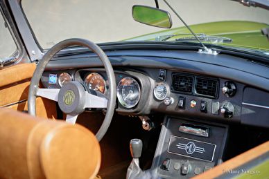 MG MGB roadster, 1975