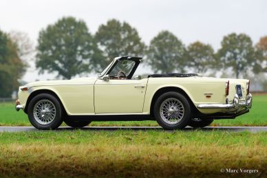 Triumph TR 250, 1968