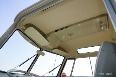 Volkswagen T1 Samba bus, 1963