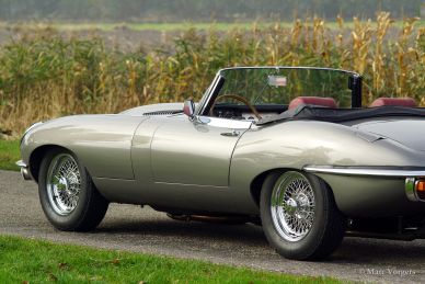 The 300 BHP Jaguar E-type 4.2 Litre OTS