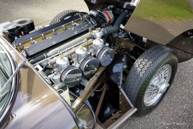 Jaguar E-Type 4.2 Litre S2 FHC 2+2, 1969