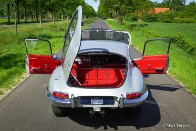 Jaguar E-type 4.2 FHC, 1967