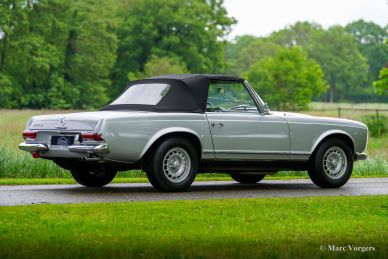 Mercedes-Benz 230 SL (W113), 1964