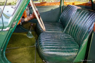 Riley RMF saloon, 1953