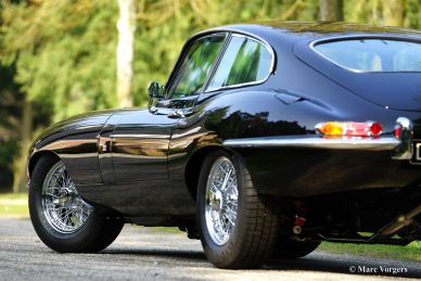 Jaguar E-type 4.2 Litre FHC S1, 1966