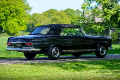 Mercedes-Benz 220 SE (W111) cabriolet, 1963