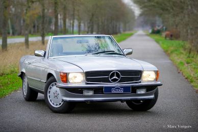 Mercedes-Benz 280SL (R107), 1985