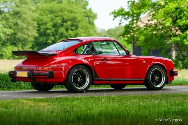 Porsche 911 Carrera 3.2, 1985