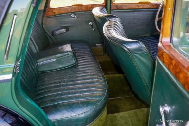 Riley RMF saloon, 1953