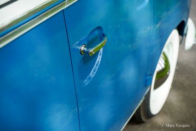 Volkswagen Type 2 T1 Samba 21-window Deluxe, 1966 Restoration