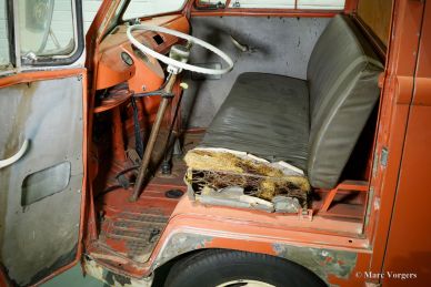 Volkswagen VW T1 Transporter | Bus restoration object, 1961