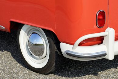 Volkswagen T1 Samba bus, 1963