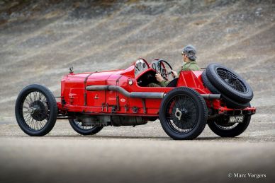 The Spirit of Brooklands – Captured in Colour
