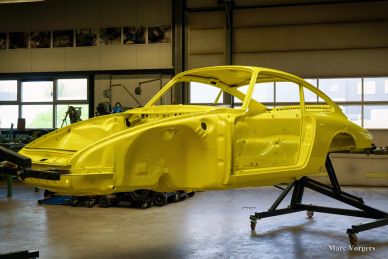 Porsche 911 2.0 SWB 1968 body restoration