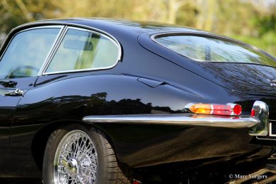 Jaguar E-type 4.2 Litre FHC S1, 1966