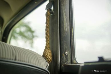 Mercedes-Benz 220 (W187), 1953