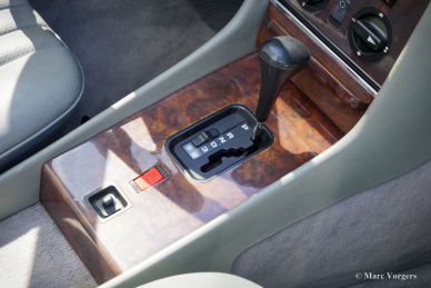 Mercedes-Benz 300 SL (R107), 1986