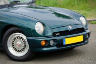 MG RV8 1995