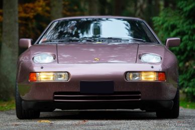 Porsche 928 S4, 1987
