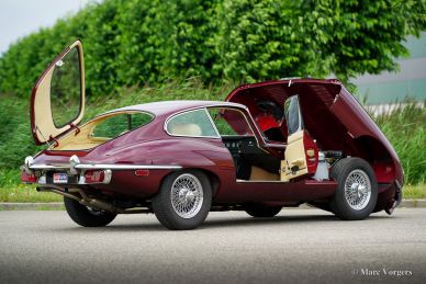 Jaguar E-type 4.2 Litre FHC, 1971
