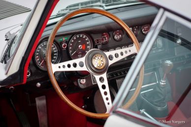 Jaguar E-type 4.2 Litre FHC S2, 1969