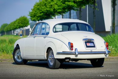 Jaguar Mk 2 (240), 1968
