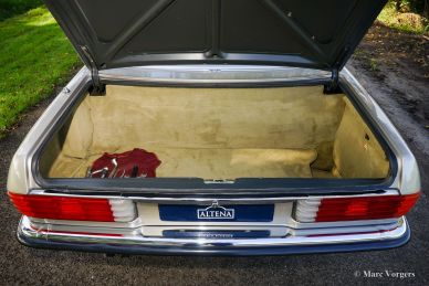 Mercedes-Benz 300 SL (R107), 1987