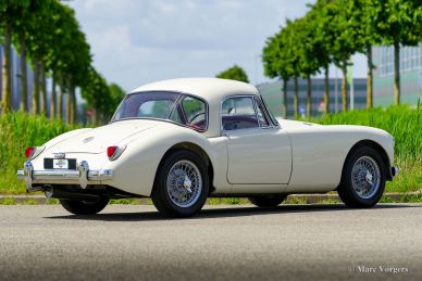 MG MGA 1500 coupe, 1959